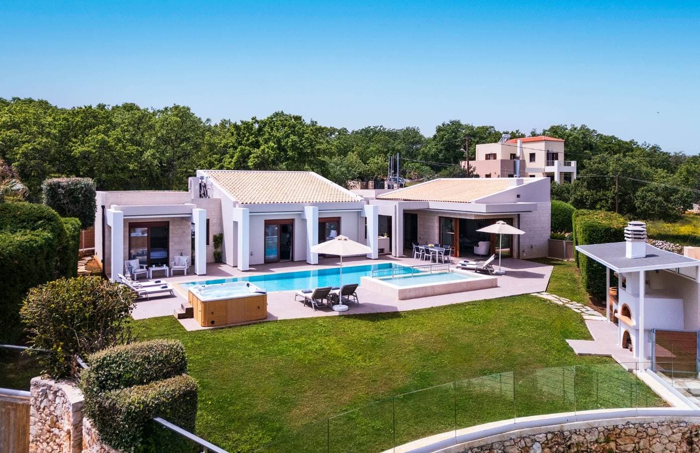 Villa 1