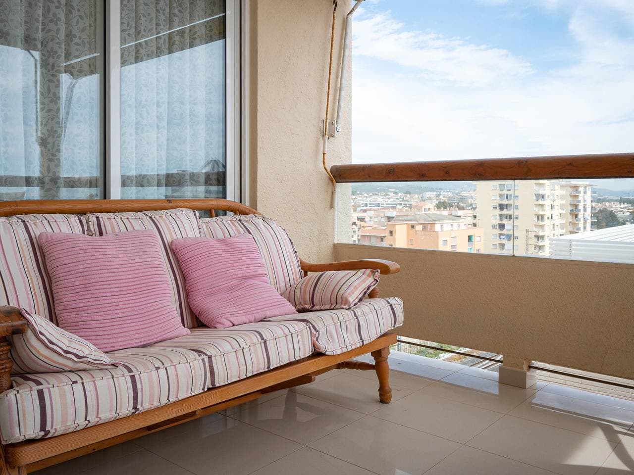 Foto 5 von 36: 2-Zimmer-Wohnung mit Meerblick in Torredembarra