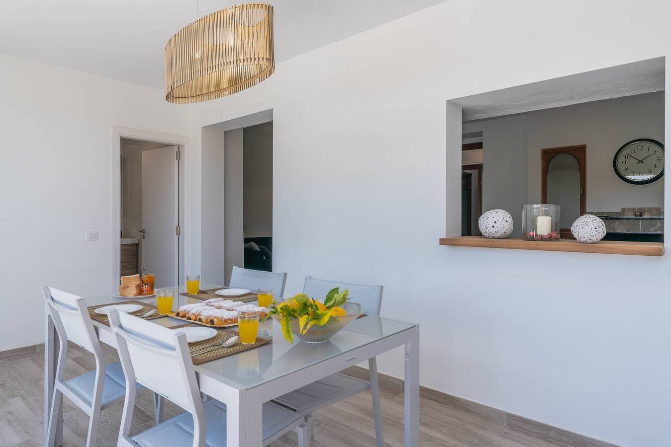 Foto 3 von 28: Ferienhaus für 8 Personen mit Terrasse