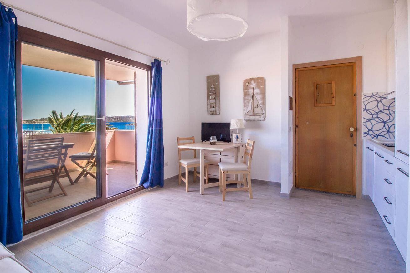 Foto 7 von 30: Ferienwohnung für 2 Personen mit Balkon/Terrasse