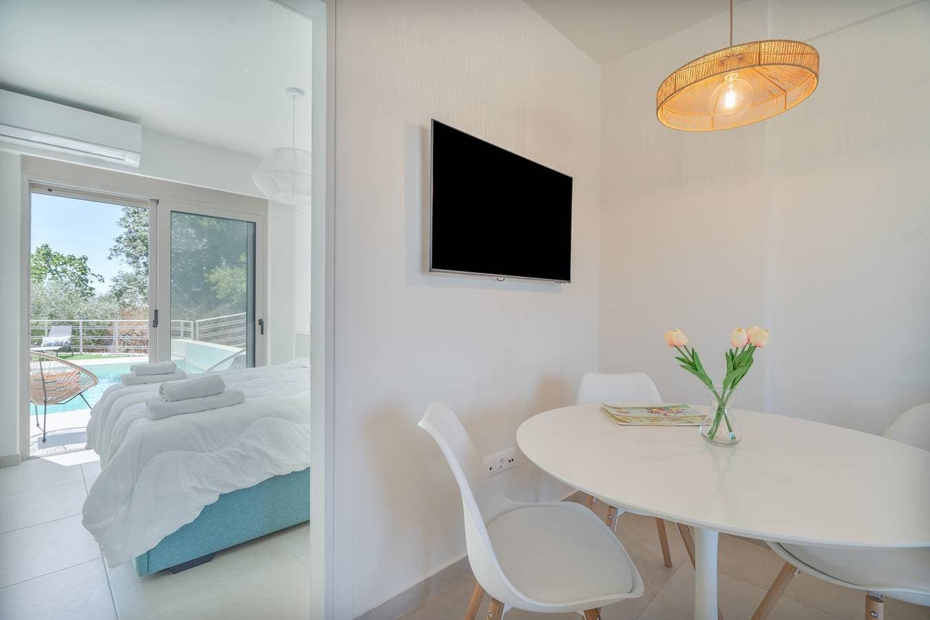 Foto 9 von 28: Apartment „White Shale Lux Suite“ mit Balkon und WLAN