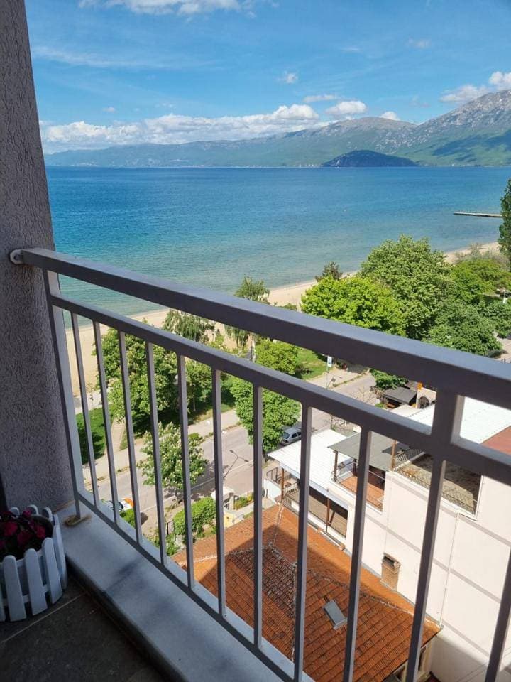 Foto 9 von 12: Triple Room with Lake View