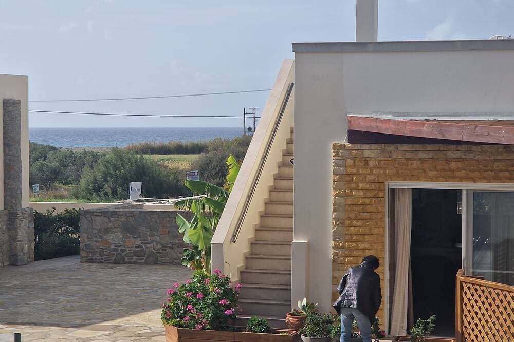 Foto 13 von 30: Ihr kretisches Ferienhaus: Luxusunterkunft in ruhiger Umgebung am Meer.