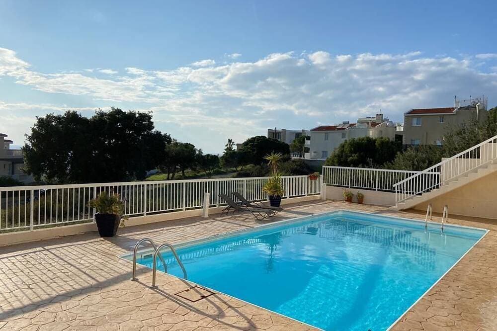 Foto 10 von 13: Stunning Sea View Apartment in the Sea Caves