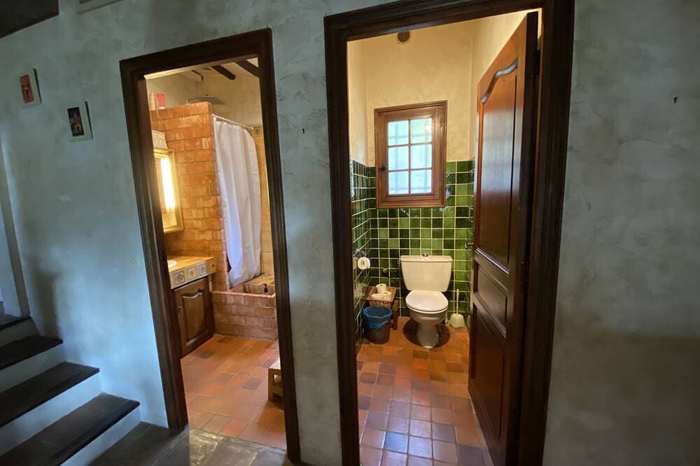 Foto 2 von 30: Animaux Acceptés, Villa Familiale Privée Avec Piscine, Parking et Charme