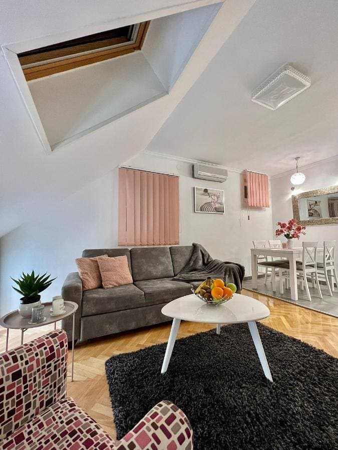 Prestige Apartment 3 1