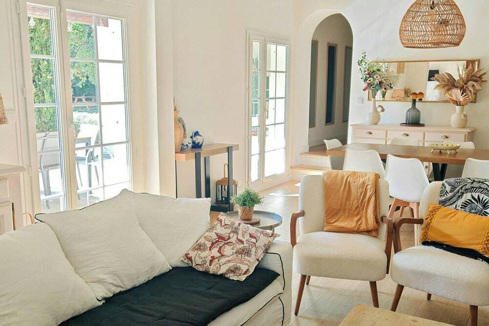 Foto 11 von 25: Villa auf einem Hektar schattigem Grundstück in der Provence Verte