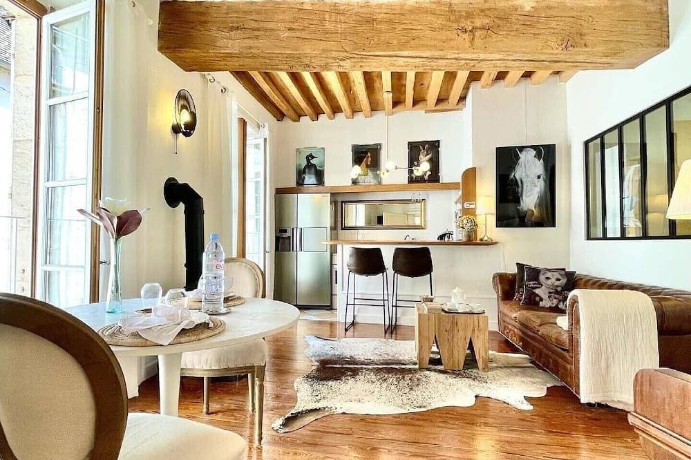 Piano Apartment Im Herzen der Altstadt von Beaune gelegen 1