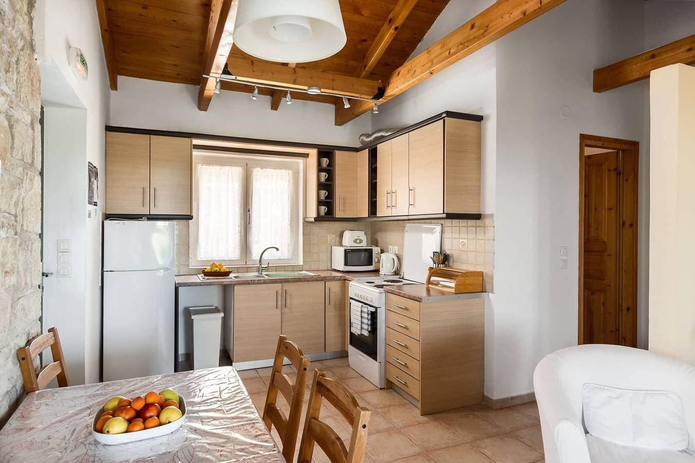 Foto 6 von 29: Magnificent Paxos Villa | 2 Bedrooms | Villa Shiryu | Breathtaking Sea/Gaios Views and Private Pool | Loggos