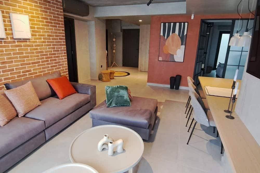 Foto 11 von 30: Orama Luxury Suite, 3 Bedrooms with Private Pool, Sleeps 6