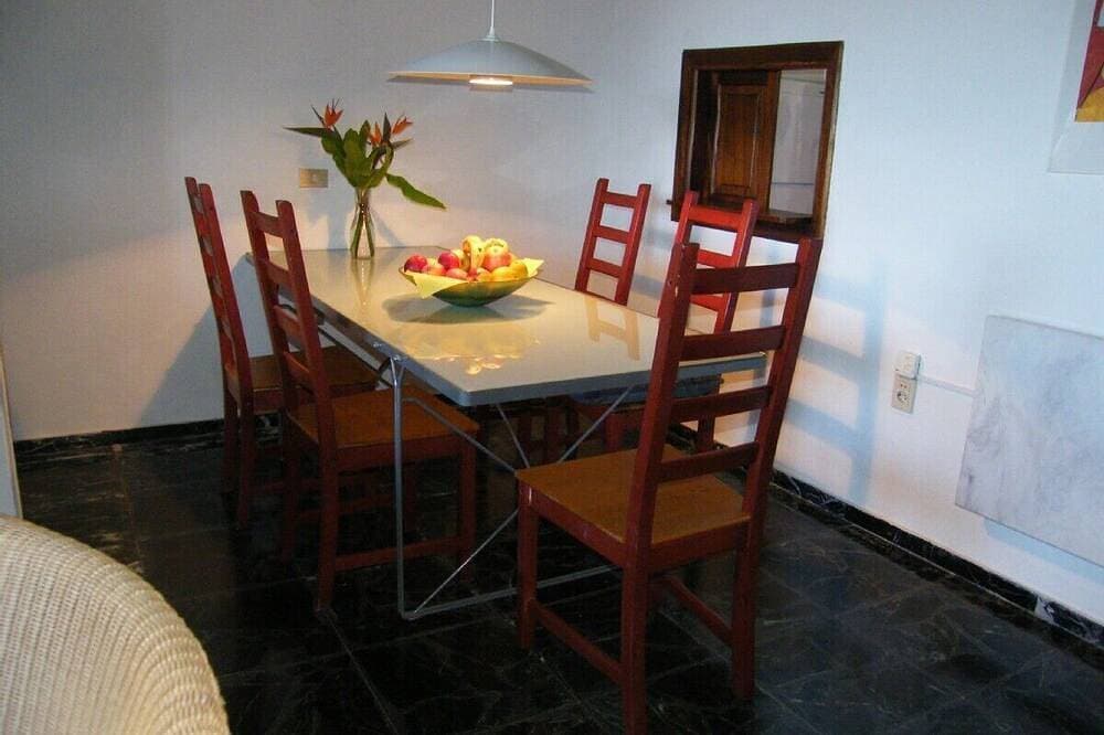 Foto 7 von 17: Komfortables Ferienhaus mit herrlichem Garten und Pool direkt am Atlantik