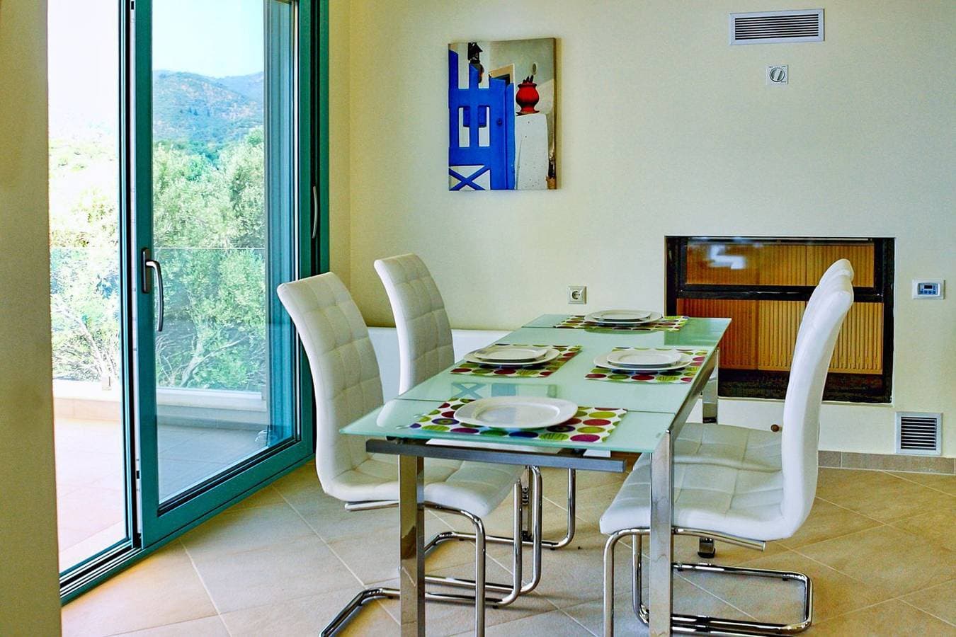 Foto 10 von 41: Villa für 6 Personen mit Terrasse