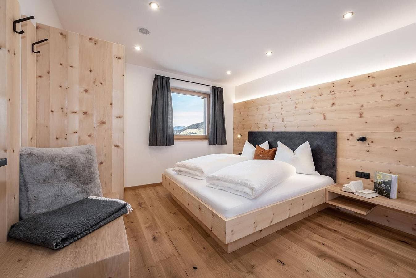 Foto 2 von 42: Apartment 'Mittermanting' mit Bergblick, privater Terrasse und WLAN