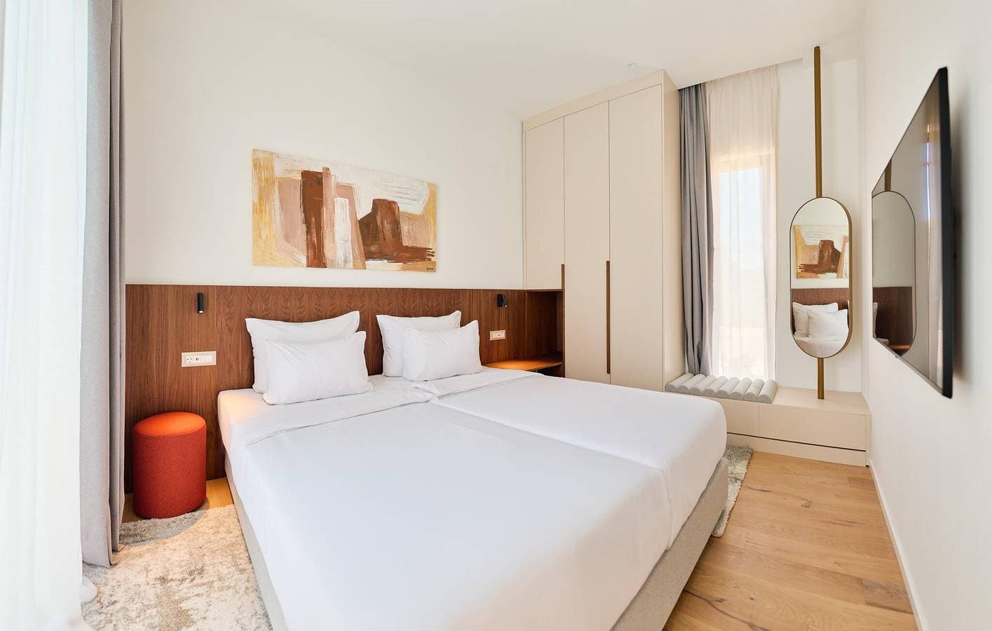 Foto 6 von 33: Geräumige 2-Zimmer-Wohnung mit Pool, WLAN und 2 km Entfernung zum Strand