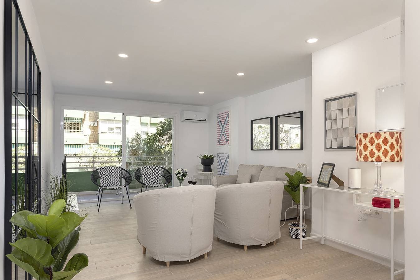 Foto 7 von 23: Ferienwohnung für 6 Personen mit Balkon