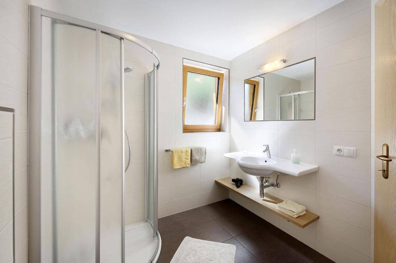 Foto 7 von 8: Basic Triple Room