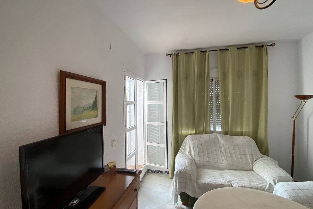 Foto 4 von 19: Ferienwohnung für 4 Personen mit Pool