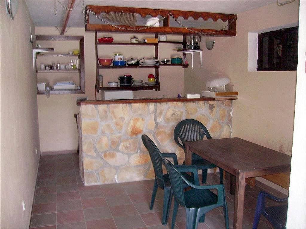Foto 12 von 19: 2-Zimmer-Ferienwohnung am Strand Basina, Hvar A-4599-f