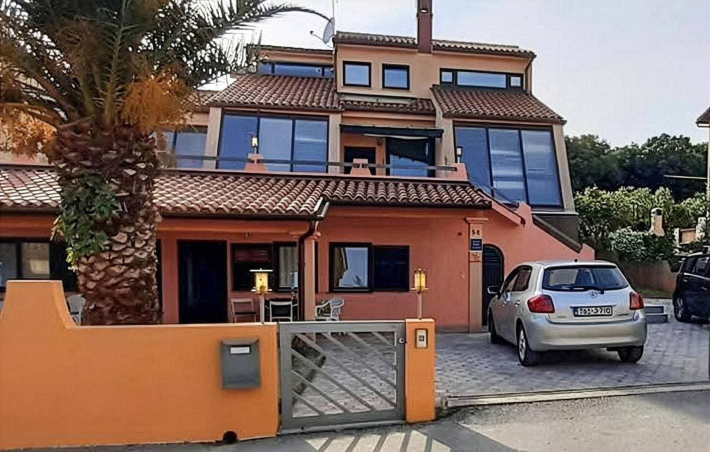 Gemütliche Ferienwohnung mit Terrasse, WLAN, Parkplatz und 1,5 km zum Strand 1