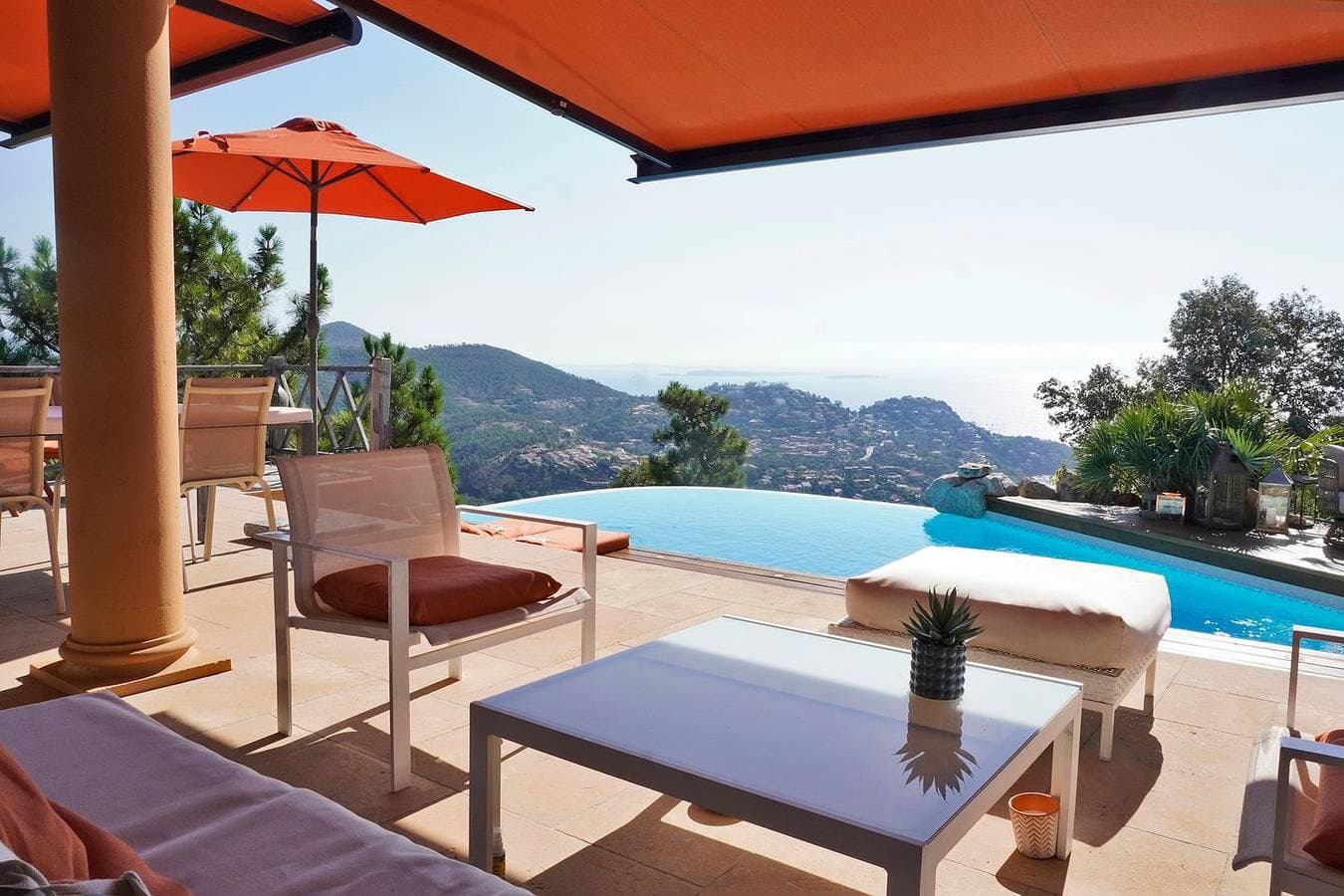 Foto 4 von 25: Côte d’Azur pur: Exklusive Villa mit Pool und einem Meerblick zum Träumen