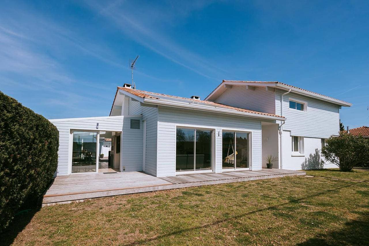 Foto 4 von 50: Five-Bedroom House