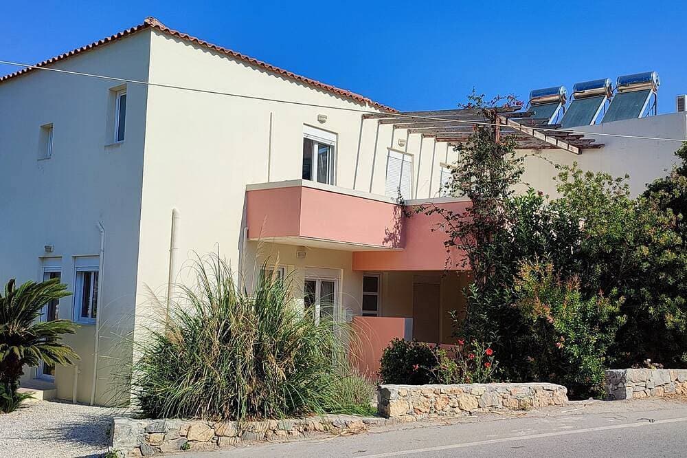 Foto 10 von 30: Kalyves Mili's Haus Mit Meerblick