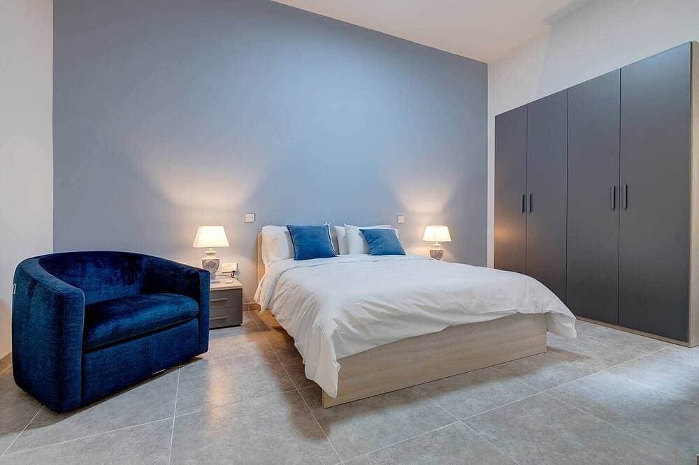Foto 3 von 30: Charming 3Br Apartment, Steps from Balluta Bay