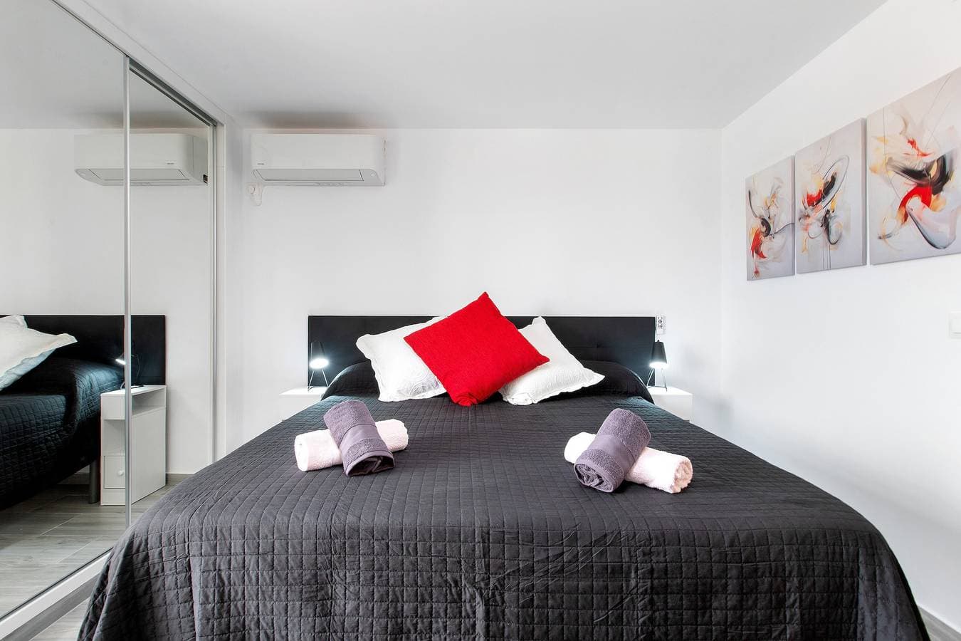 Foto 12 von 28: Ferienwohnung 'Apartamento Agata 2024' mit Bergblick, WLAN und Klimaanlage
