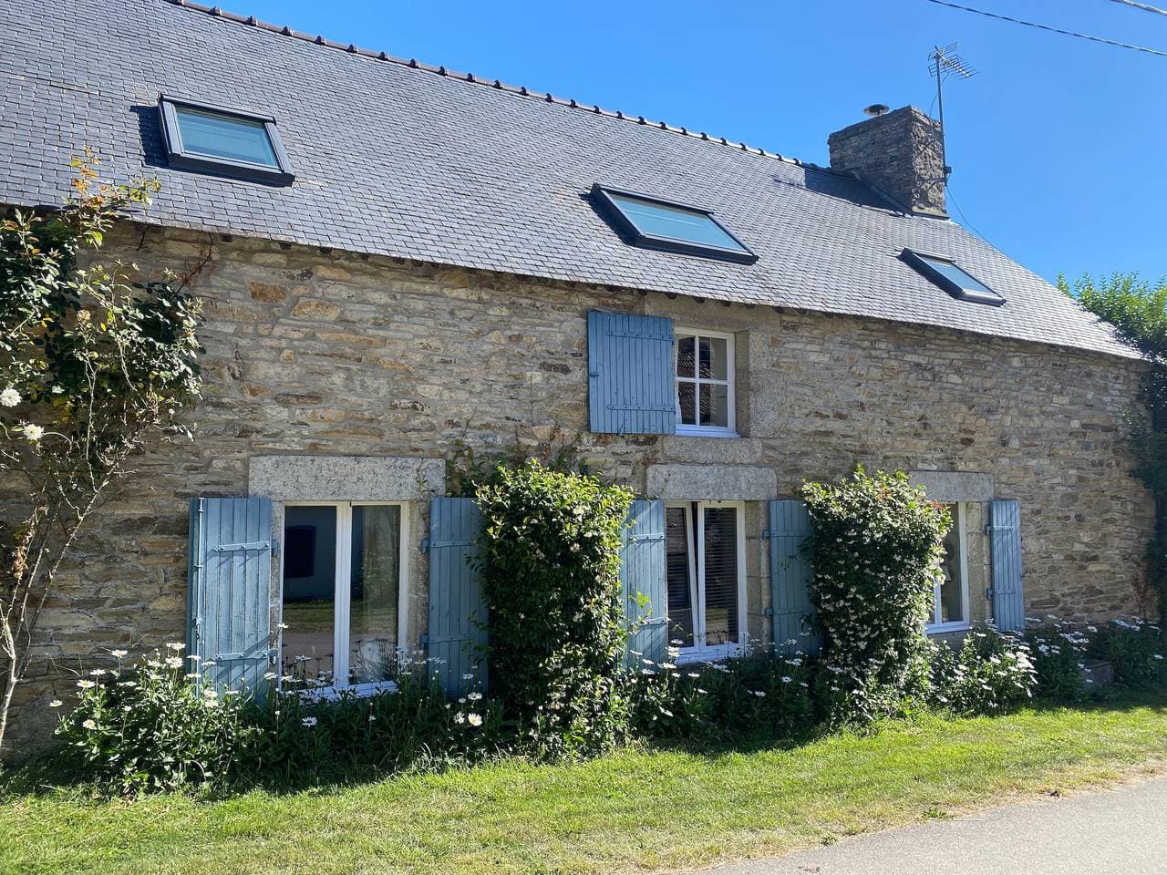 Foto 3 von 21: Ferienhaus 'Villa Kergariou' mit privater Terrasse, Garten und WLAN
