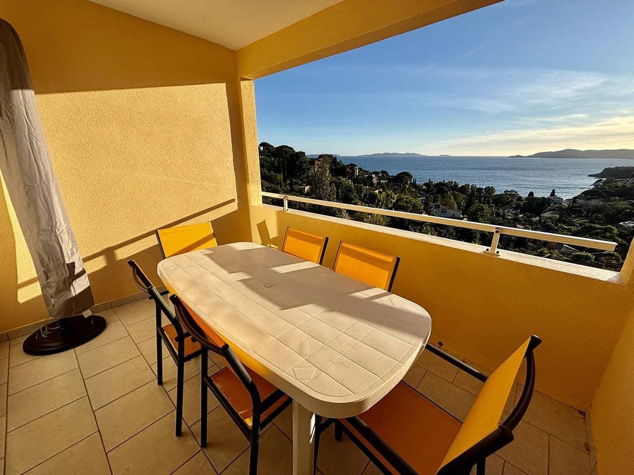 Komfortable Wohnung mit Terrasse, nah an Stränden 1