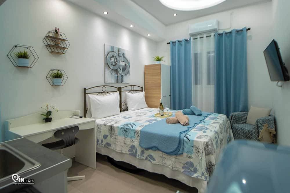Foto 2 von 30: The Aqua - Stylish & Comfy Studio in Egaleo/Athens