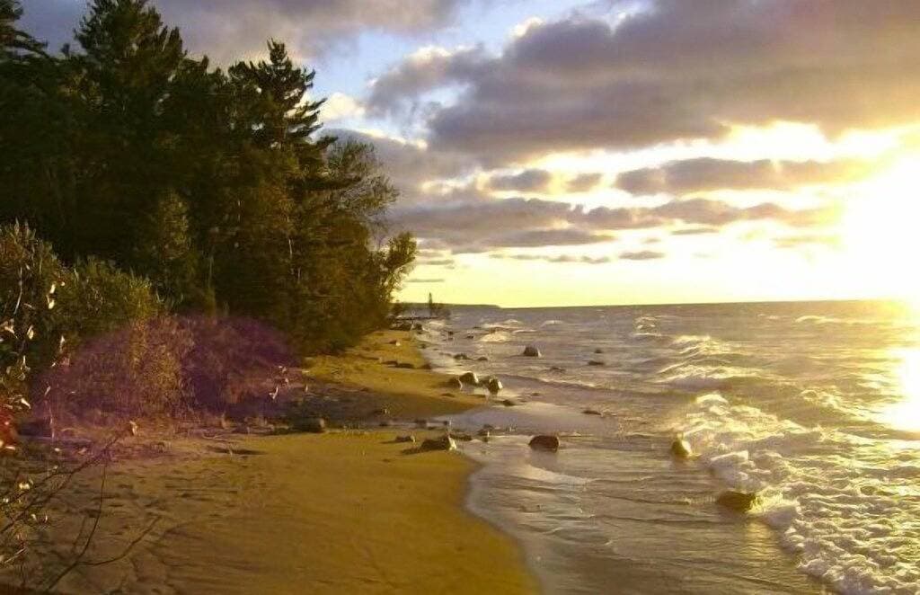 Foto 5 von 41: Attraktives Jahr rundes Strandhaus am Oberen See.