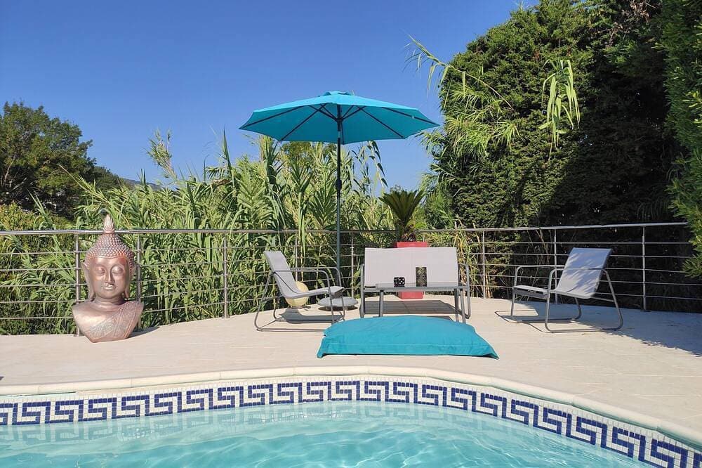 Foto 12 von 23: Superb Apt 3p garden level villa with pool