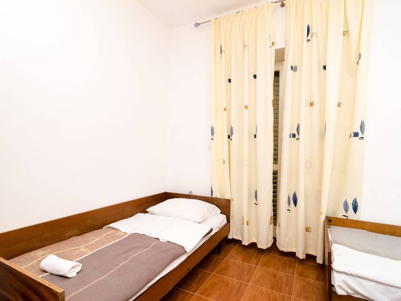 Foto 5 von 15: Guest House Kiko - Triple Room
