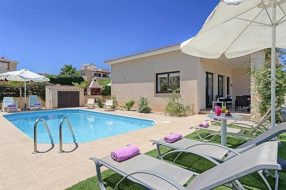 Villa in Latchi Sleeps 5 with Pool Air Con and WiFi 1