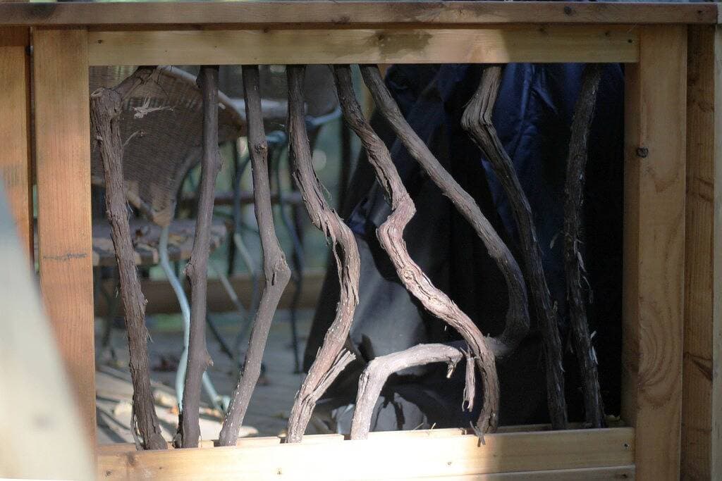 Foto 7 von 31: Das magische Baumhaus von Chez 'Tree Rest thront 35' über dem Waldboden!