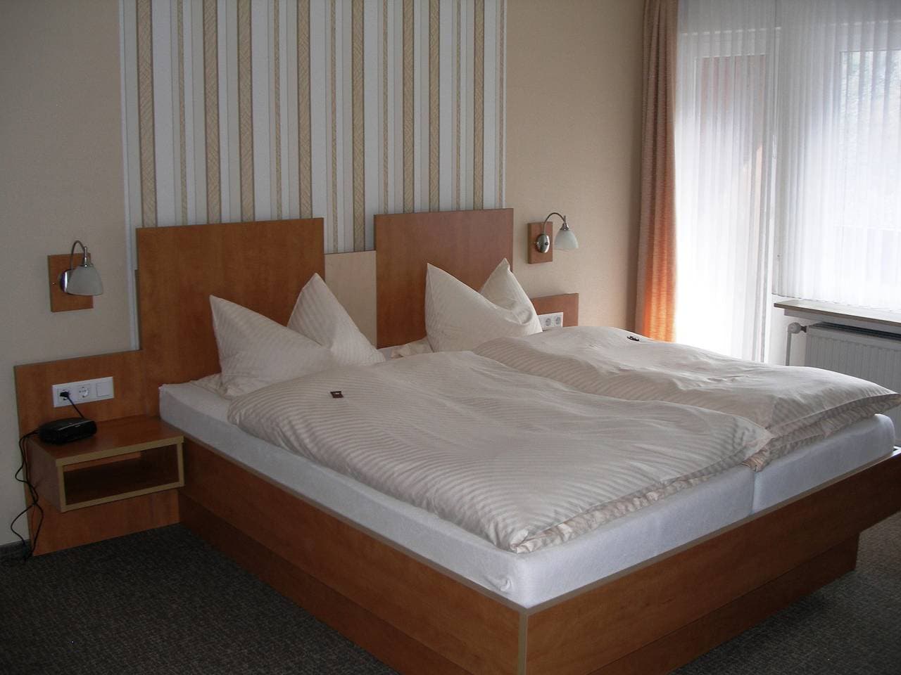 Foto 12 von 15: Haus Waldfrieden - Pension Haus Waldfrieden MeineCardPlus Doppelzimmer