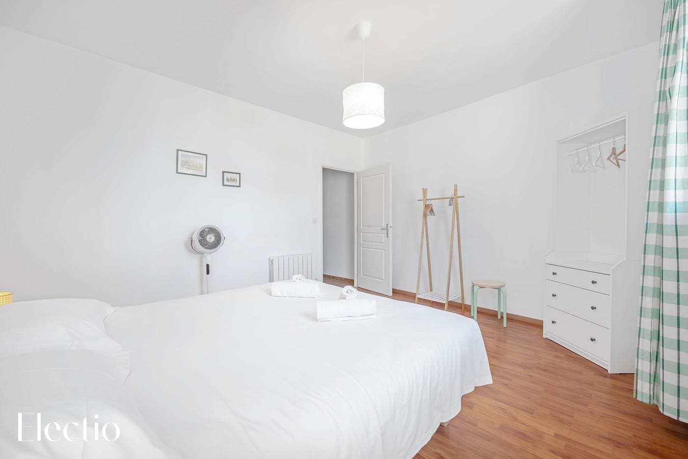 Foto 10 von 31: Maison Alena | Hauptplatz Lourmarin