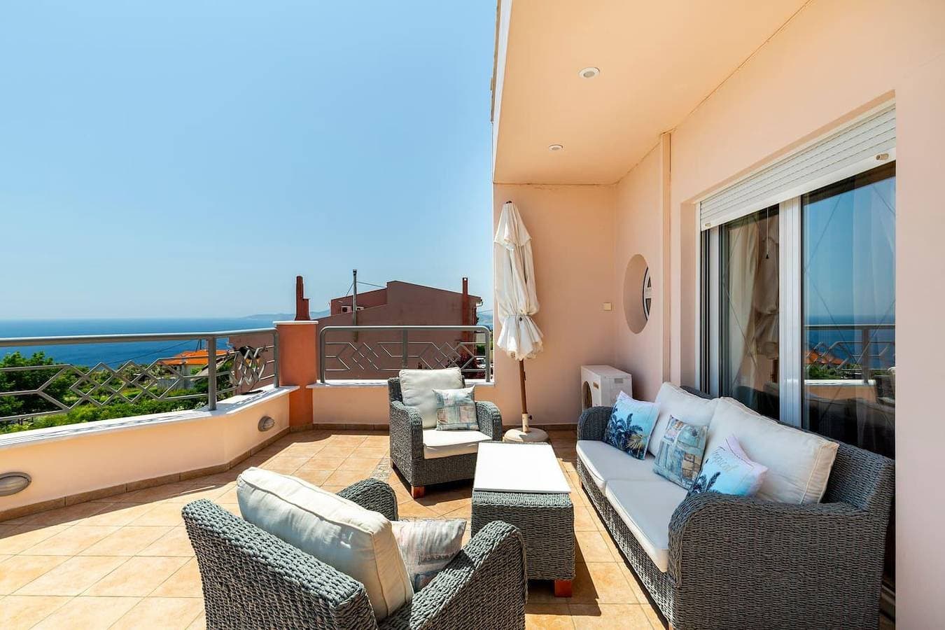 Villa 1