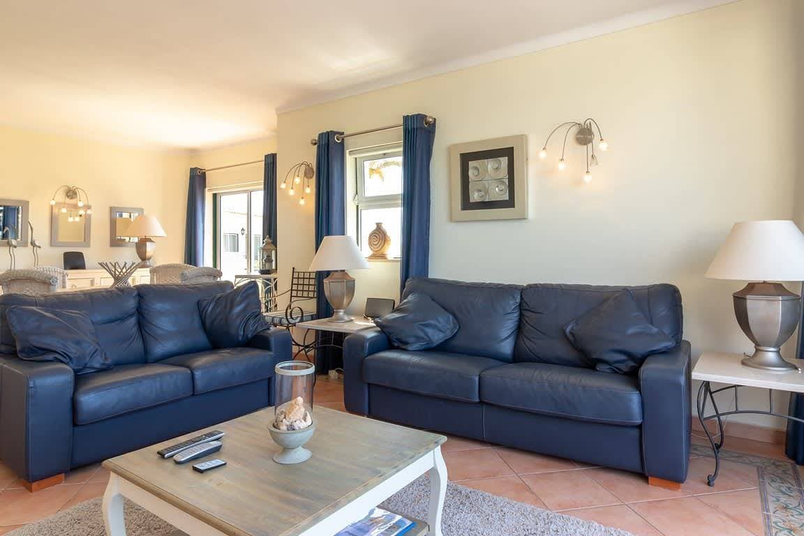 Foto 4 von 25: Ferienhaus für 4 Personen mit Pool