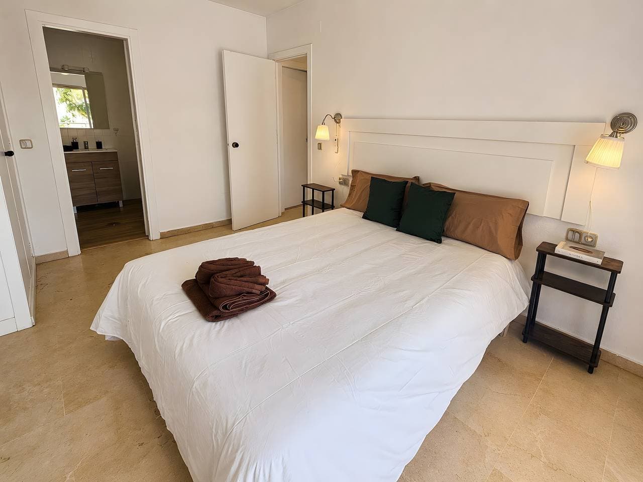 Foto 13 von 23: Palm Beach Apartment mit Pool, Parkplatz und Meerblick in Fuengirola
