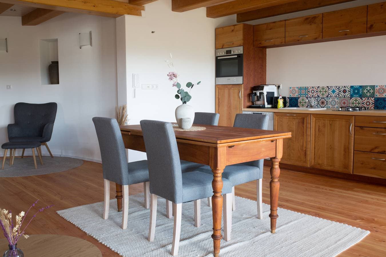 Foto 3 von 11: Holz und Naturhof Geng Wohnung Esche