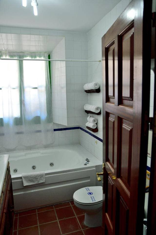 Foto 11 von 27: Three-Bedroom Townhouse