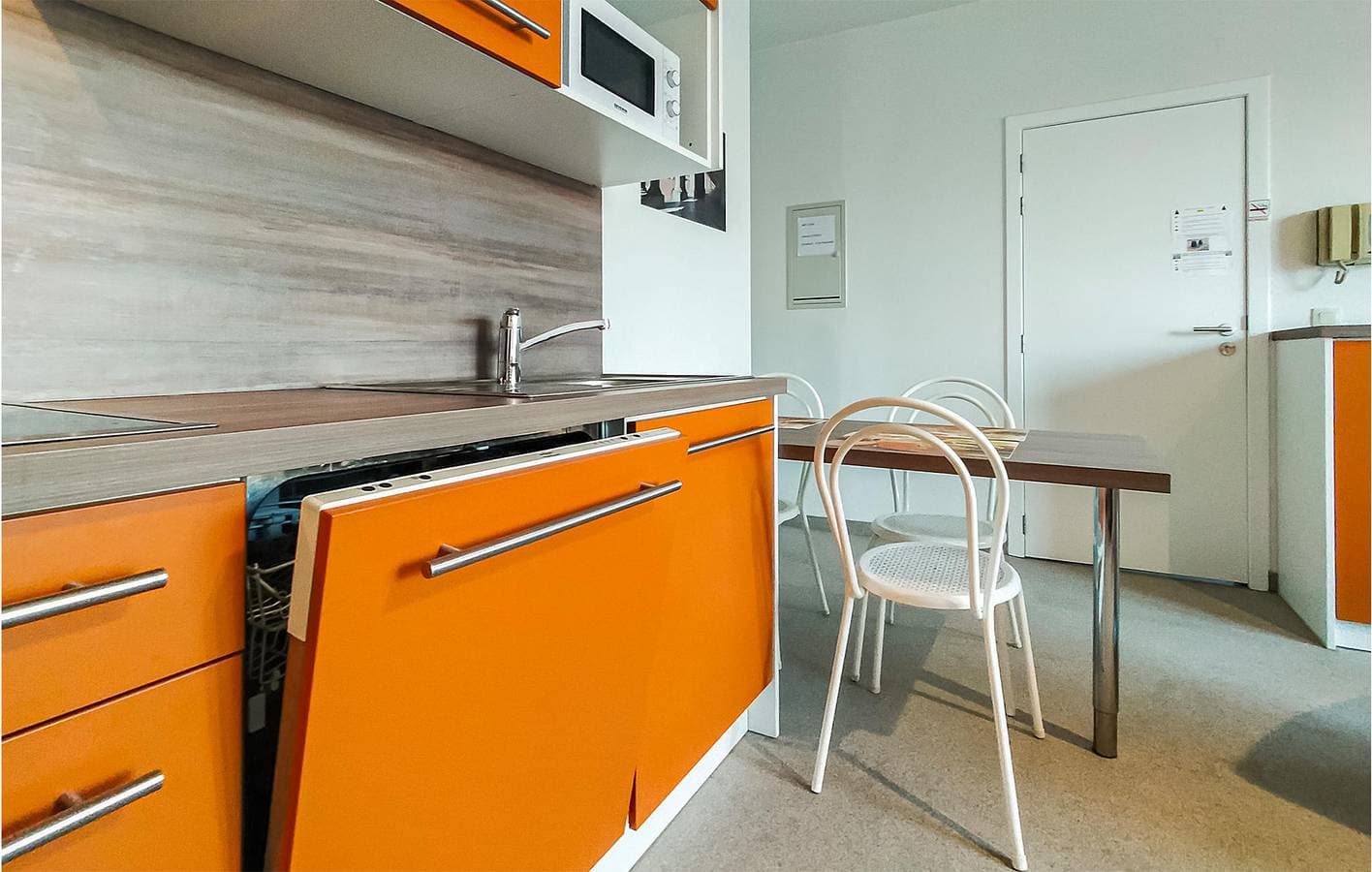 Foto 7 von 25: Ferienwohnung für 3 Personen mit Terrasse