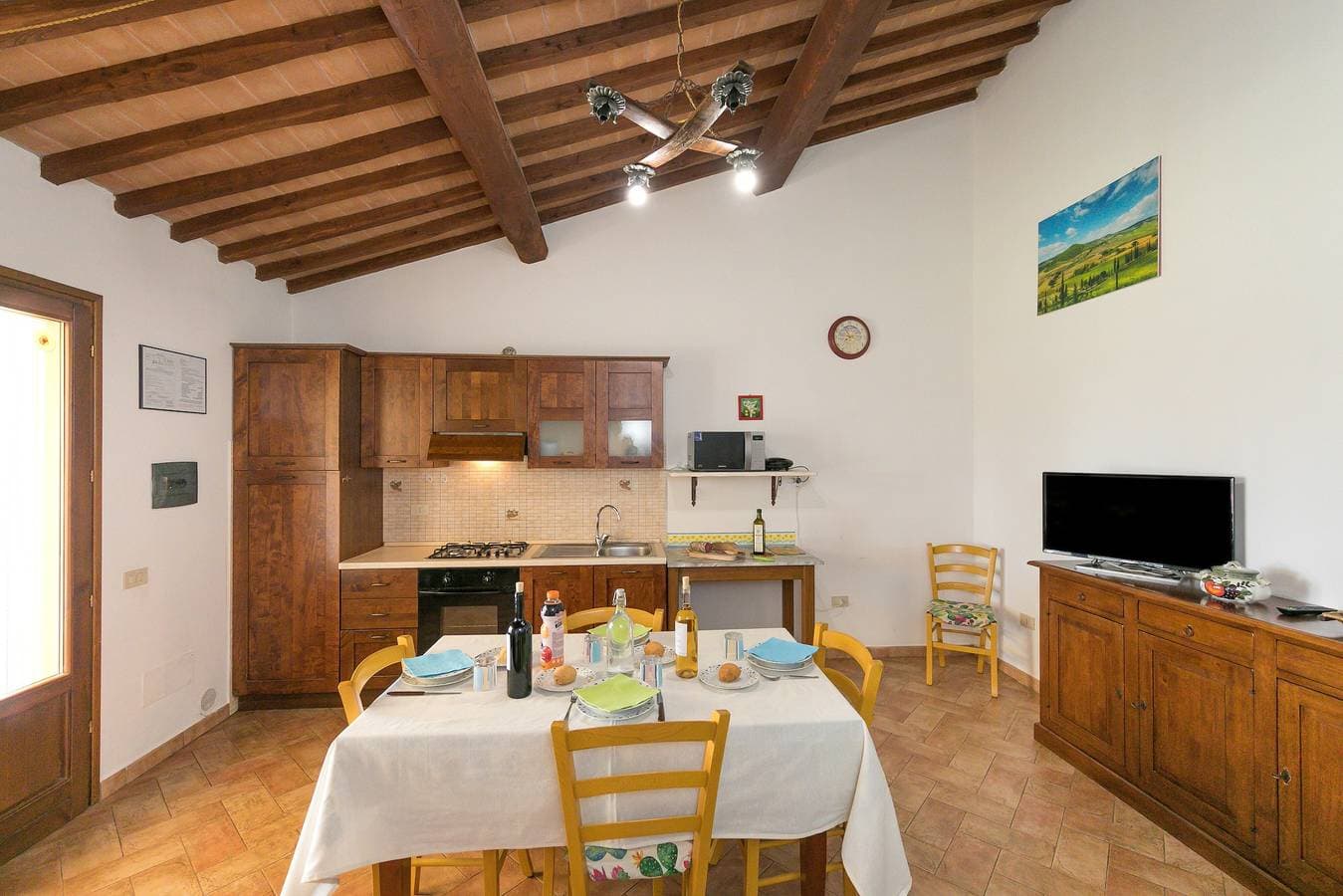 Foto 4 von 27: Bauernhof "Il Pino - Tiglio" mit Gemeinschaftspool, privater Terrasse und WLAN