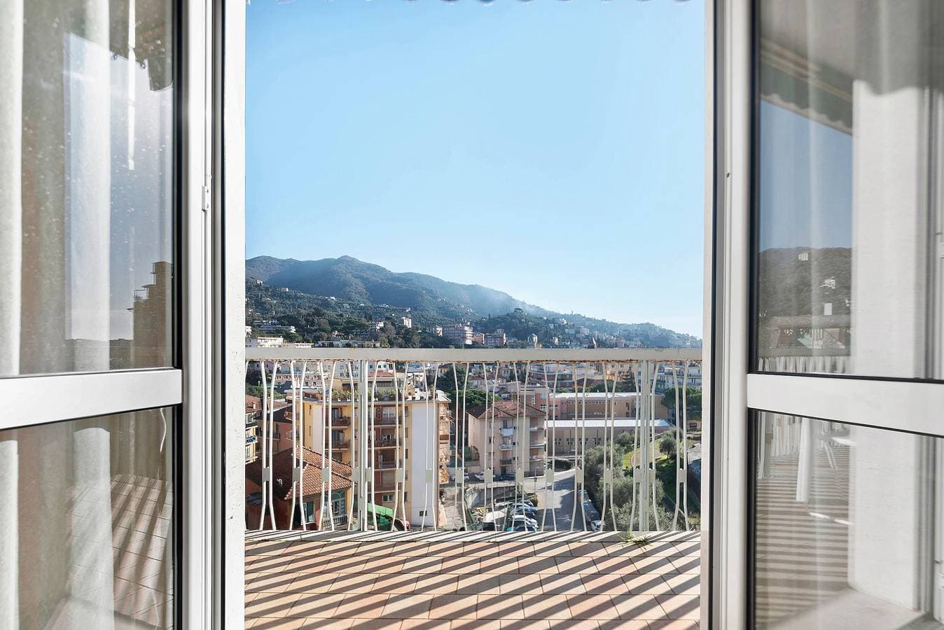 Foto 11 von 38: Appartement 'Maison Giovanna mit Garagenparkplatz', Meerblick, WLAN und Klimaanlage