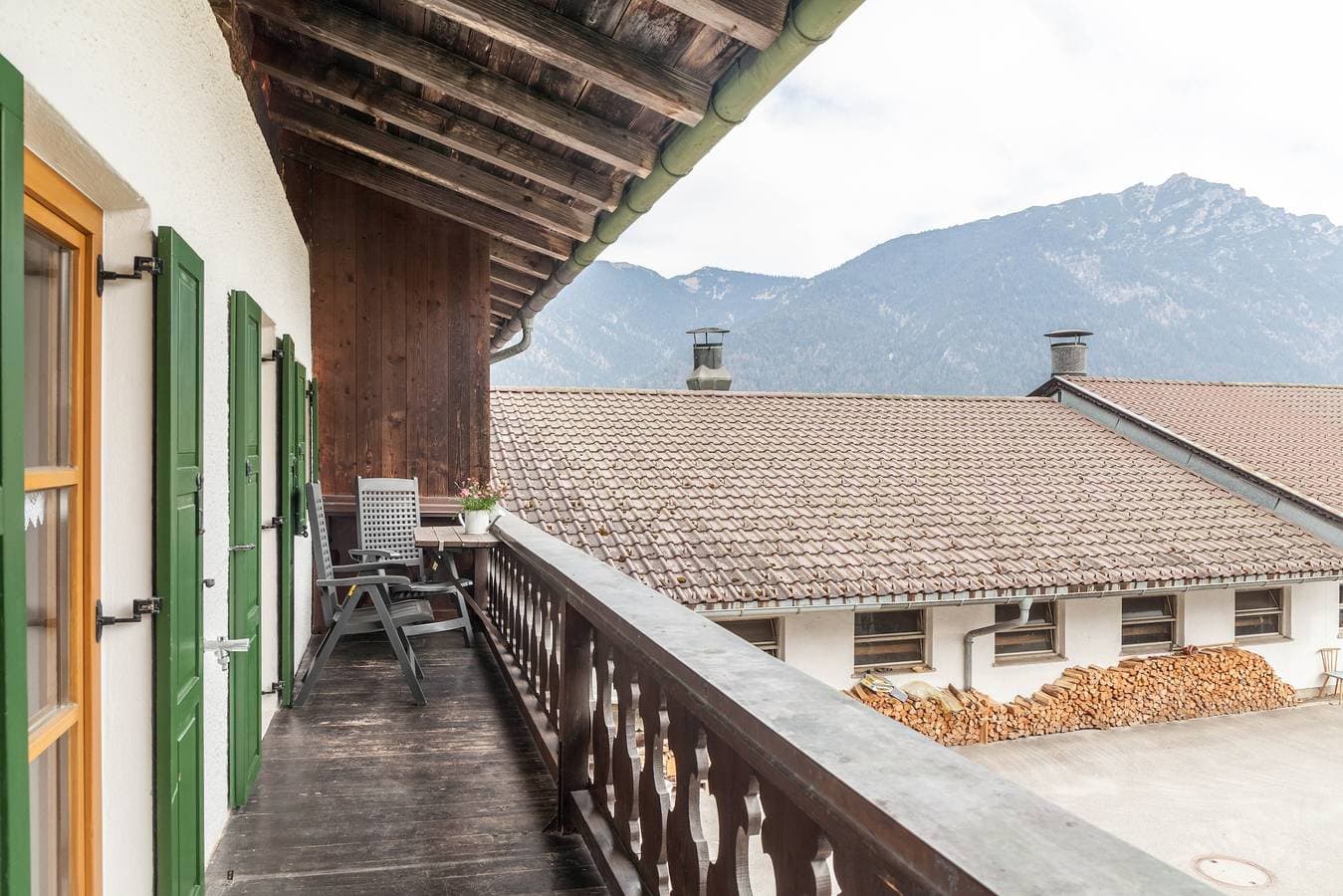 Foto 3 von 25: Ferienwohnung 'Haus Niklos - Wank' mit Bergblick, Garten und WLAN