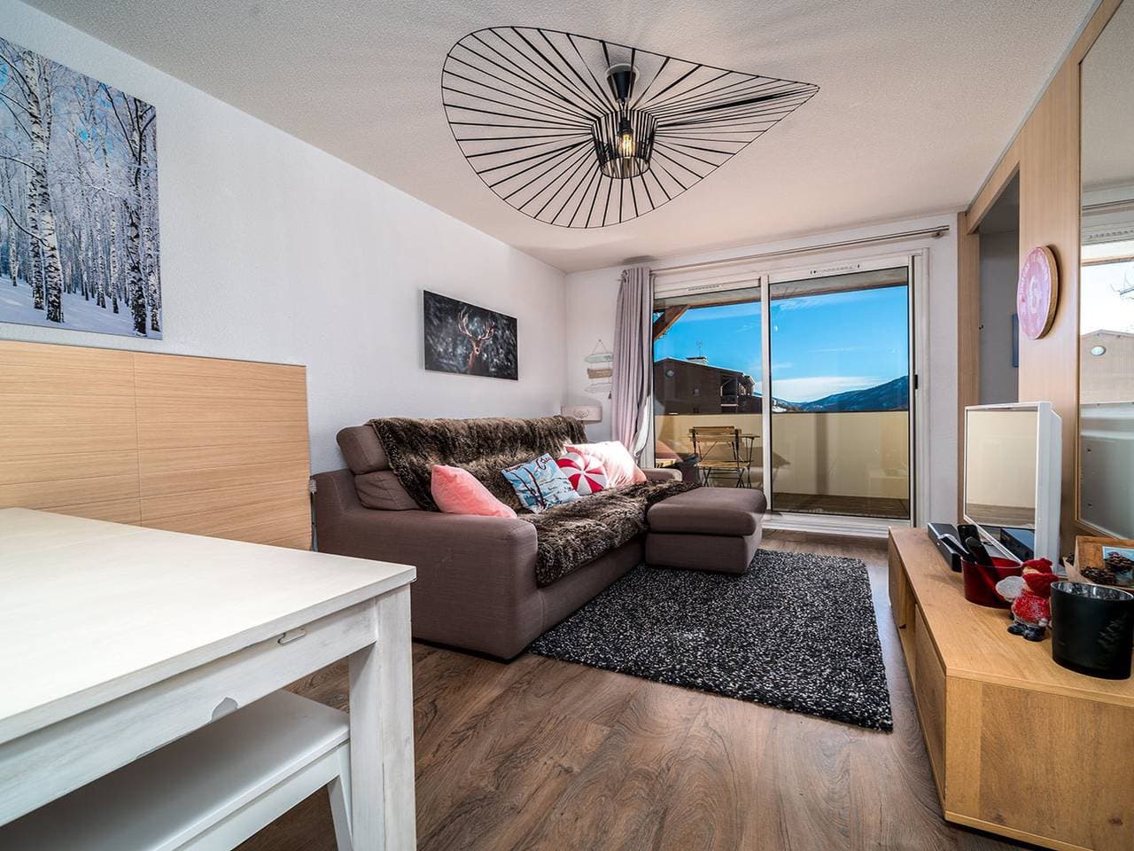 Gemütliche Ferienwohnung in der Nähe von Skiliften und Restaurants mit beheiztem Pool 1