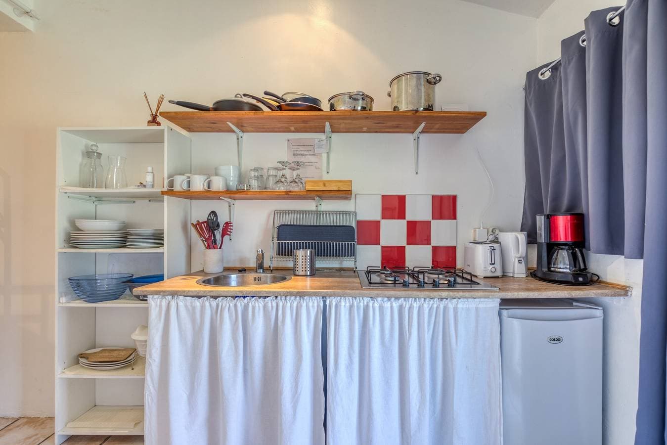 Foto 5 von 23: 'Mas Des Cypres - Mazet 7' mit Privatterrasse, Gemeinschaftsgarten und WLAN