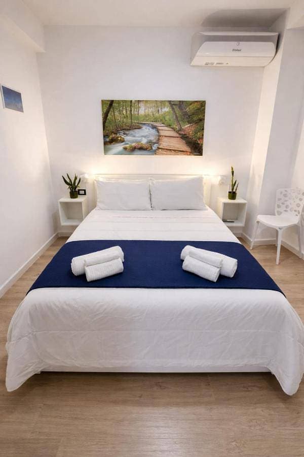 Foto 5 von 39: One-Bedroom Apartment
